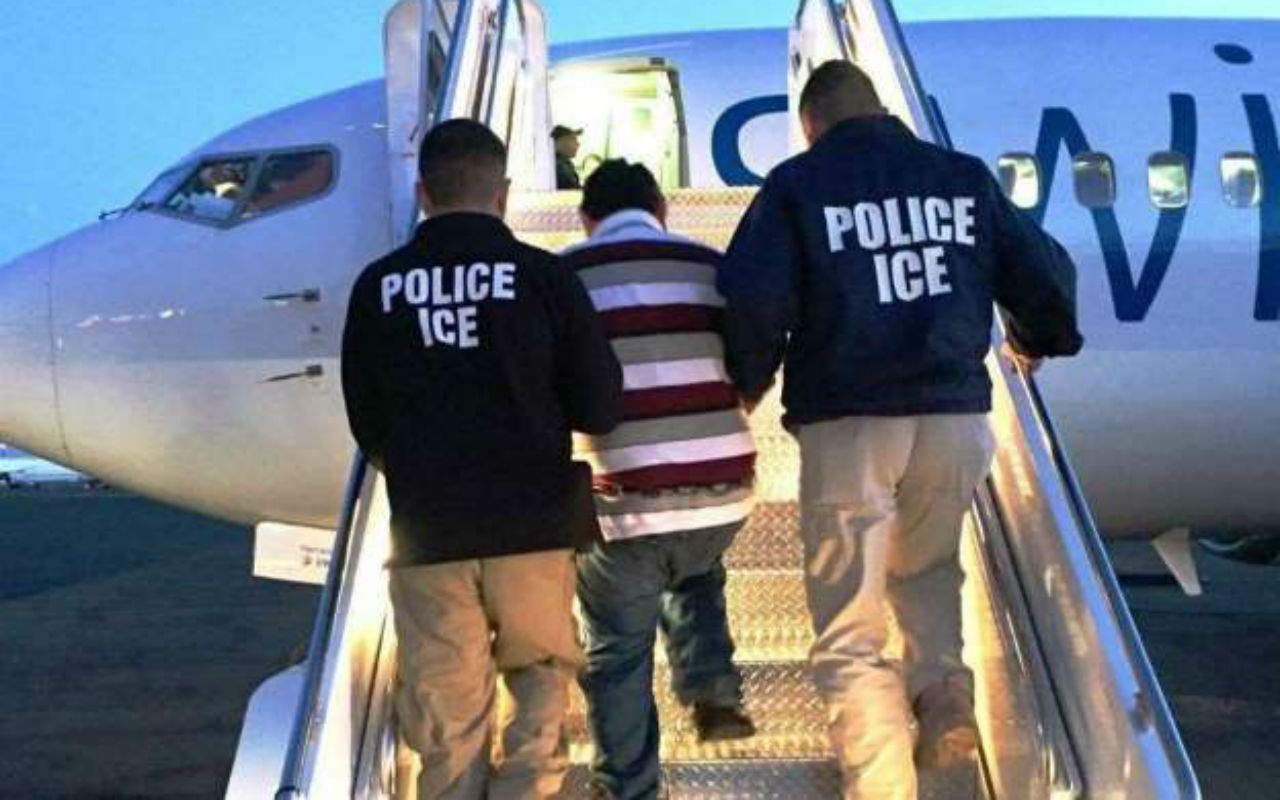 Las 5 cosas que debes saber del programa de deportación acelerada